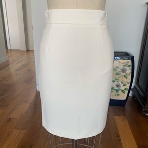Off white pencil skirt